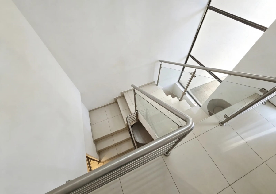 5 Bedroom Property for Sale in Ninapark Gauteng