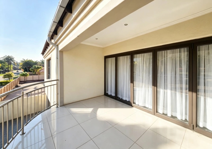5 Bedroom Property for Sale in Ninapark Gauteng