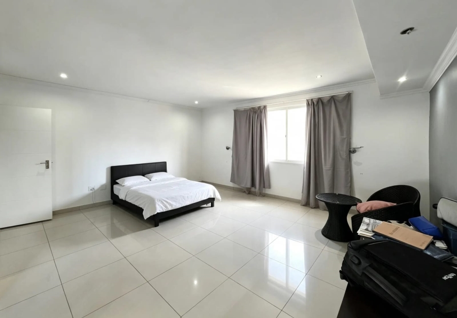 5 Bedroom Property for Sale in Ninapark Gauteng