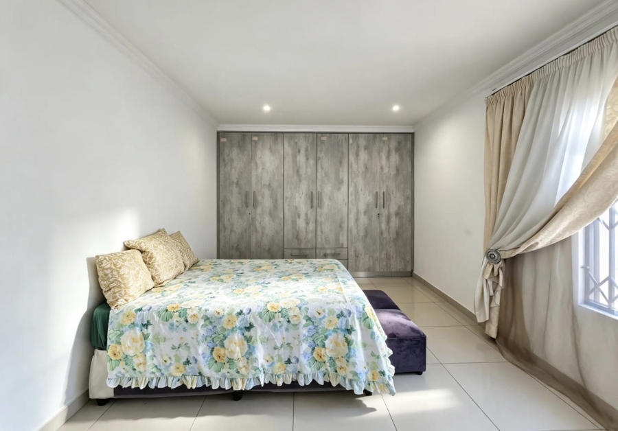 5 Bedroom Property for Sale in Ninapark Gauteng