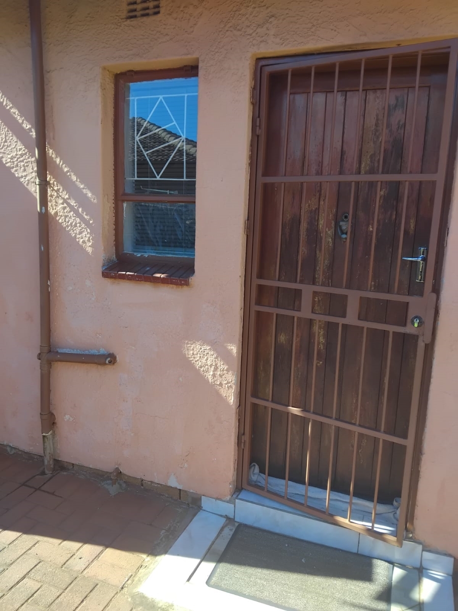 3 Bedroom Property for Sale in Sebokeng Zone 14 Gauteng