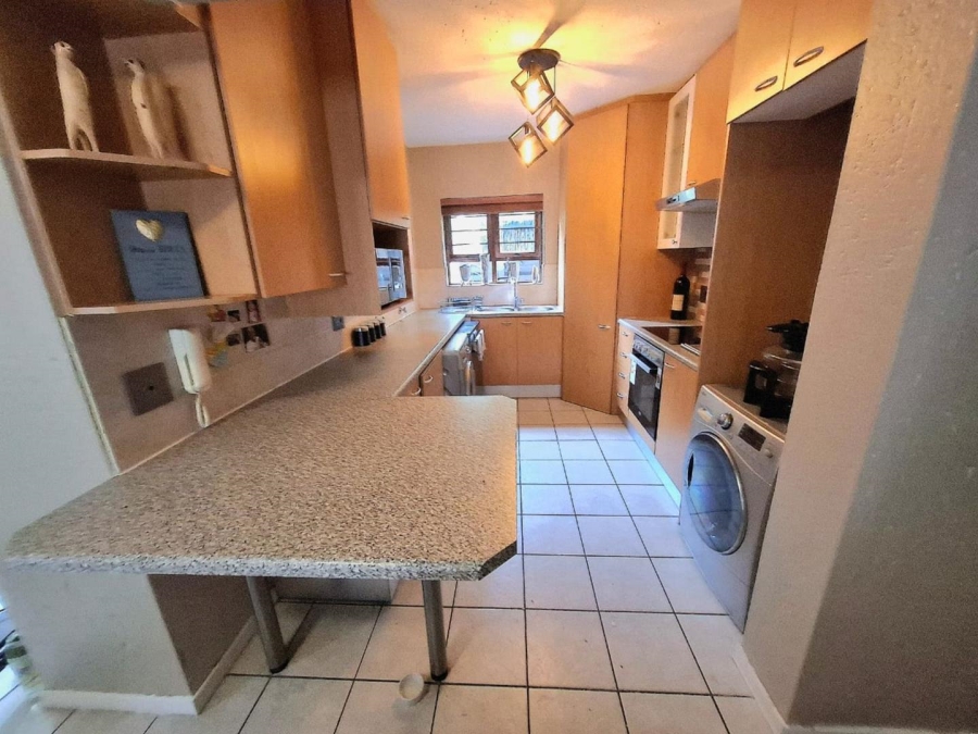 3 Bedroom Property for Sale in Broadacres Gauteng