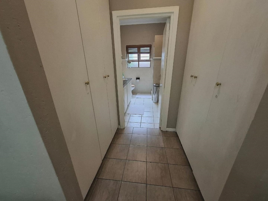 3 Bedroom Property for Sale in Broadacres Gauteng