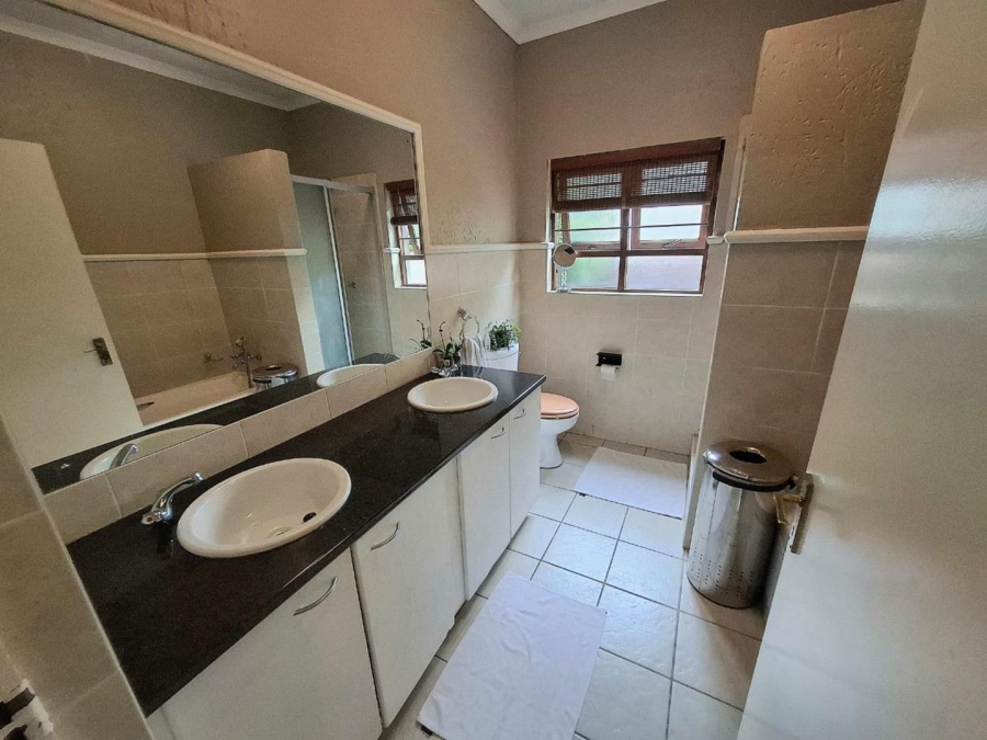3 Bedroom Property for Sale in Broadacres Gauteng