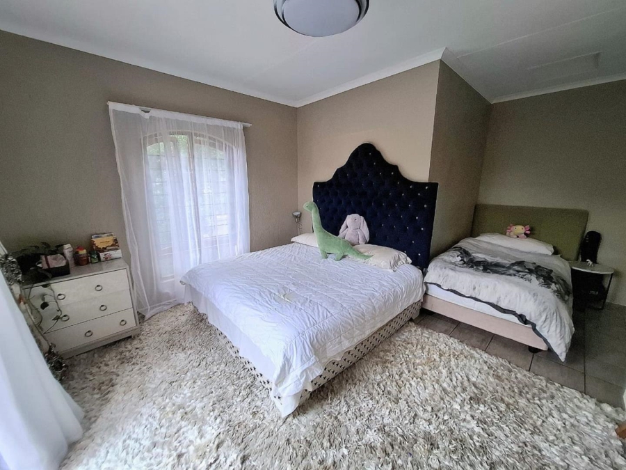 3 Bedroom Property for Sale in Broadacres Gauteng