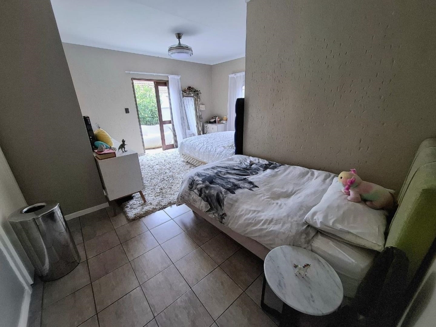 3 Bedroom Property for Sale in Broadacres Gauteng