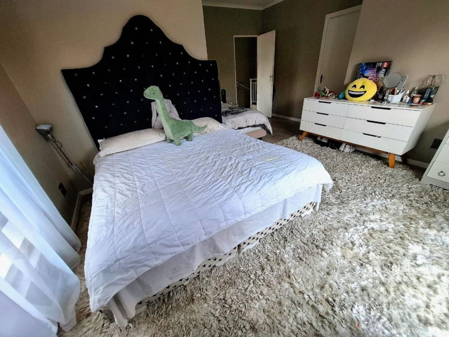 3 Bedroom Property for Sale in Broadacres Gauteng