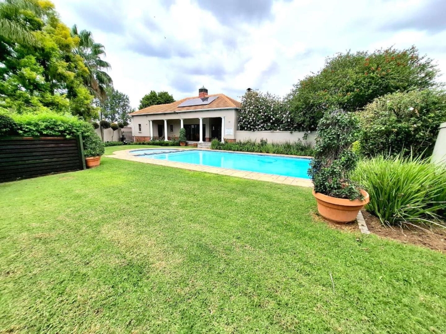 3 Bedroom Property for Sale in Broadacres Gauteng