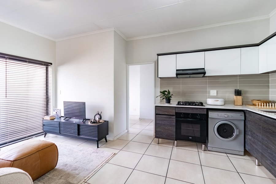 1 Bedroom Property for Sale in Greenstone Hill Gauteng