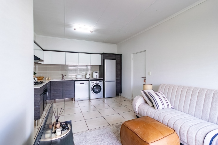 1 Bedroom Property for Sale in Greenstone Hill Gauteng