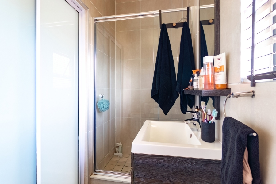 1 Bedroom Property for Sale in Greenstone Hill Gauteng