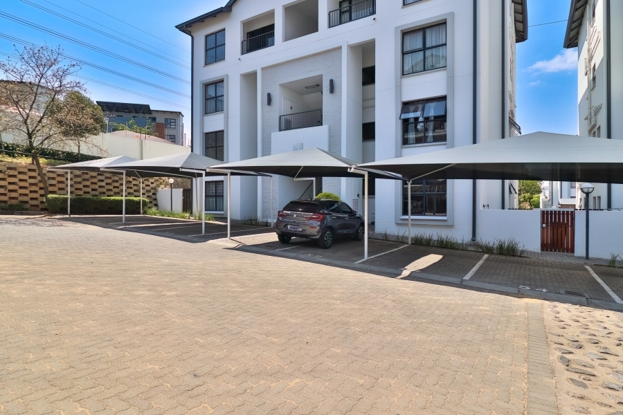 1 Bedroom Property for Sale in Greenstone Hill Gauteng