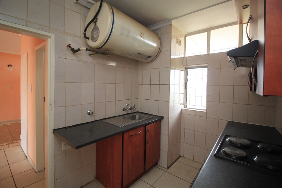 To Let 2 Bedroom Property for Rent in Marlands Gauteng