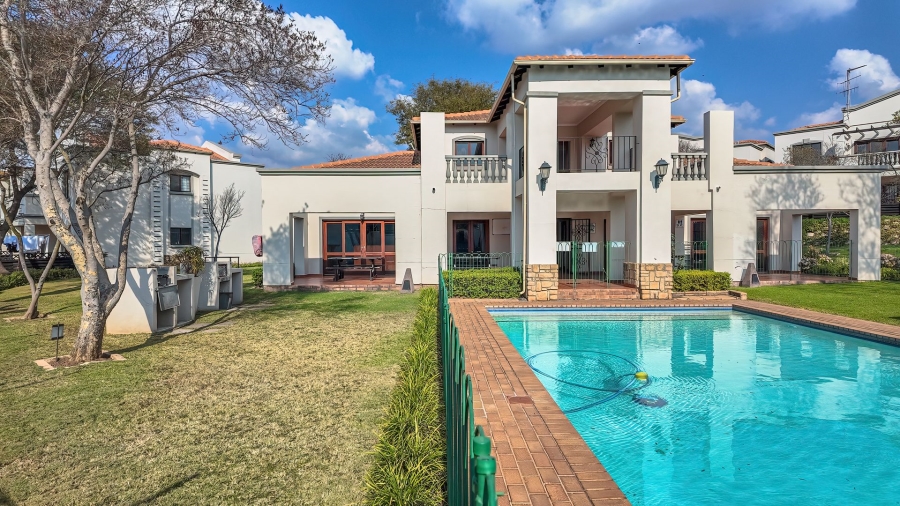 2 Bedroom Property for Sale in Paulshof Gauteng