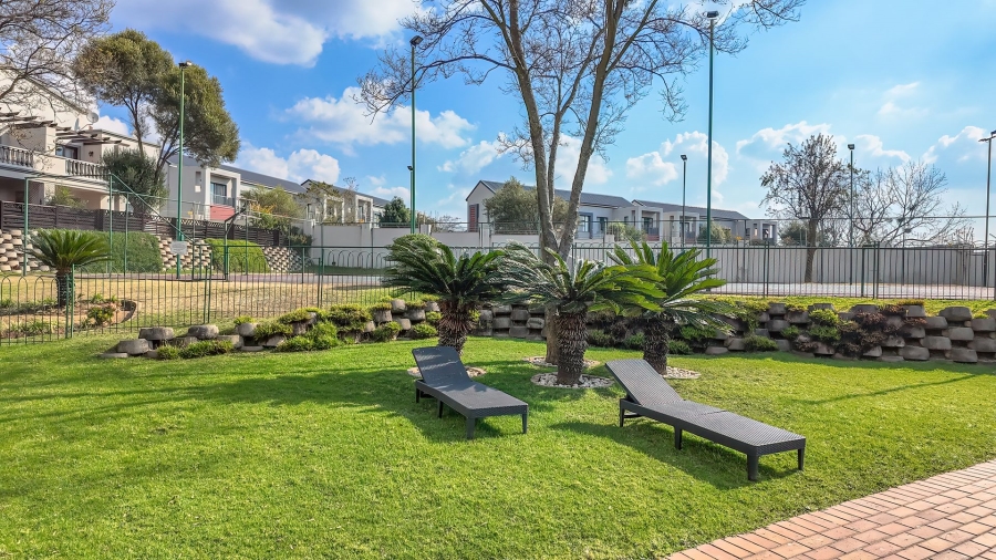 2 Bedroom Property for Sale in Paulshof Gauteng