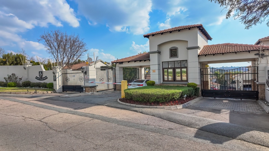 2 Bedroom Property for Sale in Paulshof Gauteng