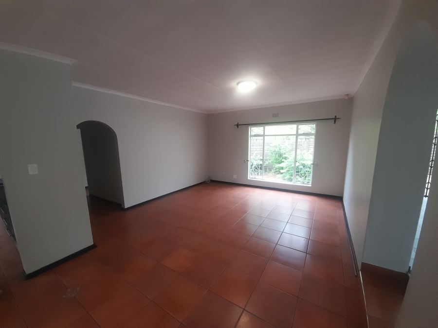 To Let 3 Bedroom Property for Rent in Flora Gardens Gauteng