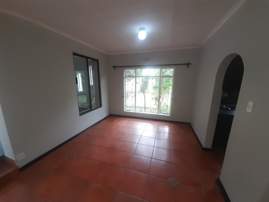 To Let 3 Bedroom Property for Rent in Flora Gardens Gauteng
