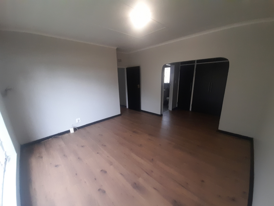 To Let 3 Bedroom Property for Rent in Flora Gardens Gauteng