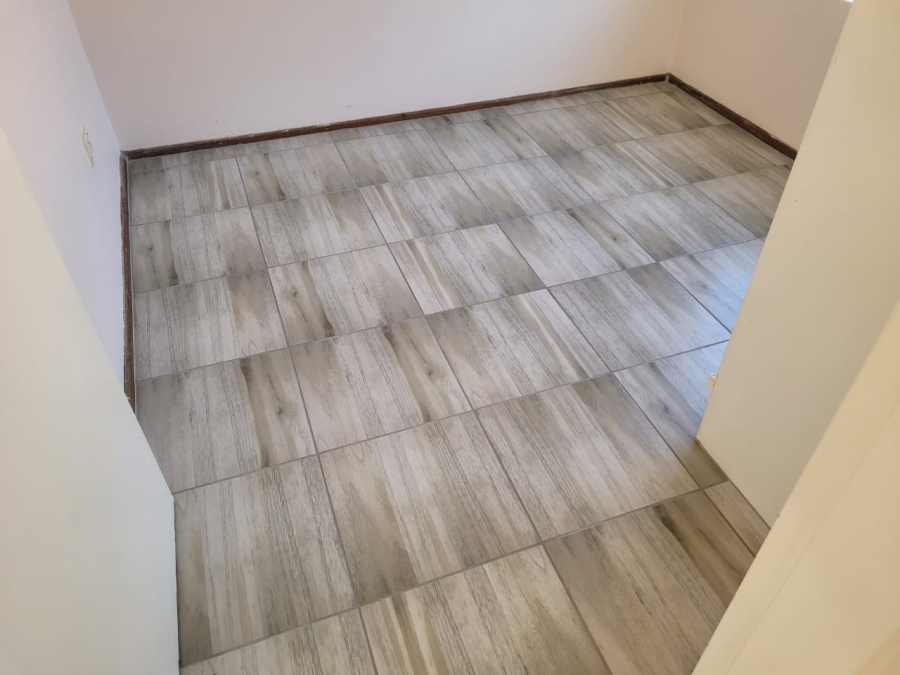2 Bedroom Property for Sale in Birchleigh Gauteng