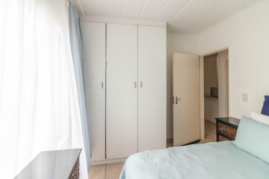 2 Bedroom Property for Sale in Glen Marais Gauteng