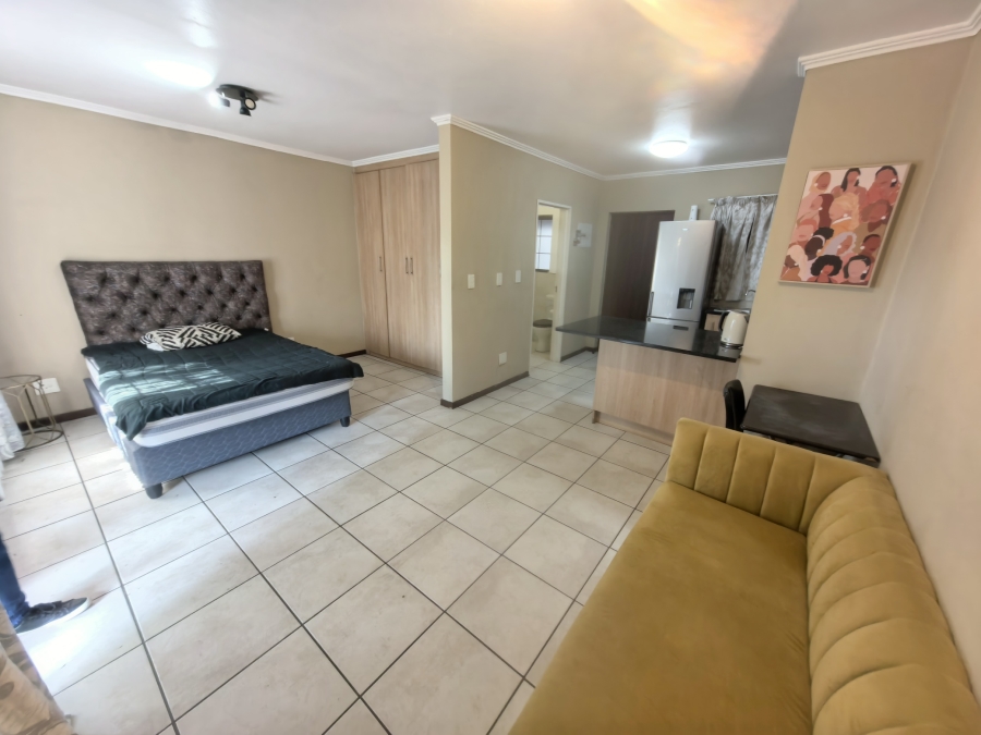1 Bedroom Property for Sale in Rivonia Gauteng