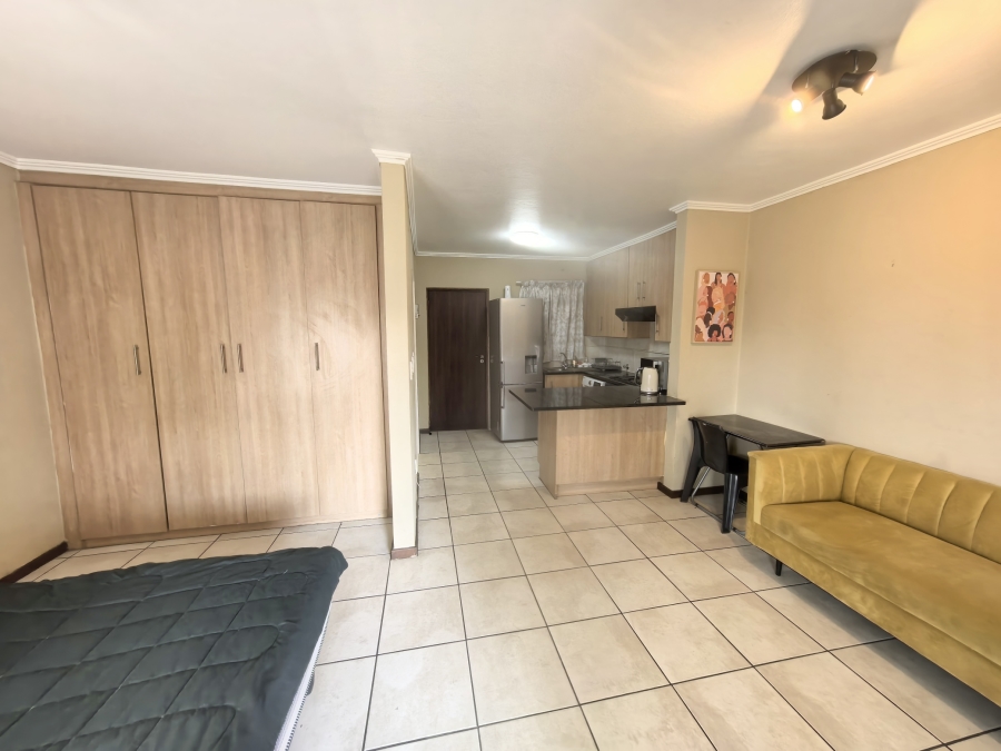 1 Bedroom Property for Sale in Rivonia Gauteng