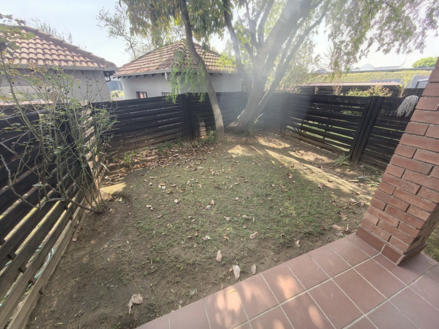 1 Bedroom Property for Sale in Rivonia Gauteng