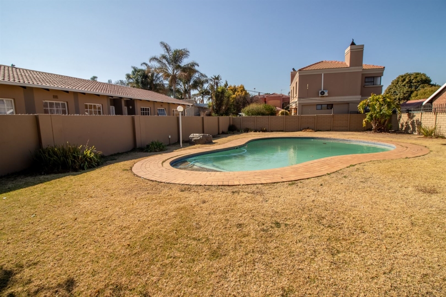 2 Bedroom Property for Sale in Kempton Park Ext 4 Gauteng