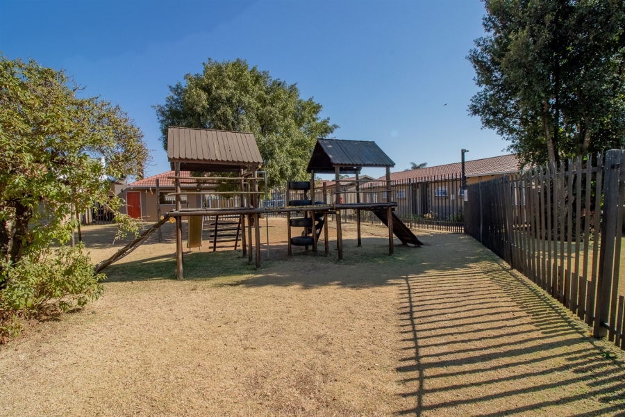 2 Bedroom Property for Sale in Kempton Park Ext 4 Gauteng