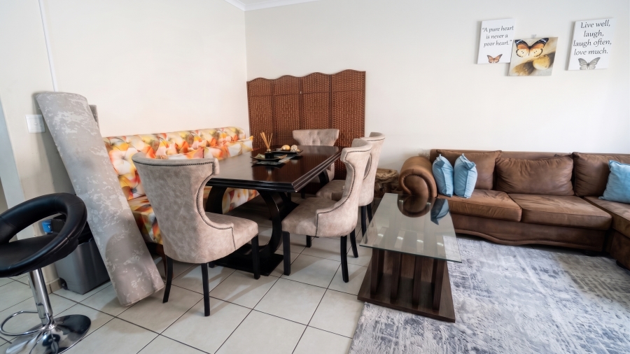 2 Bedroom Property for Sale in Grand Central Gauteng