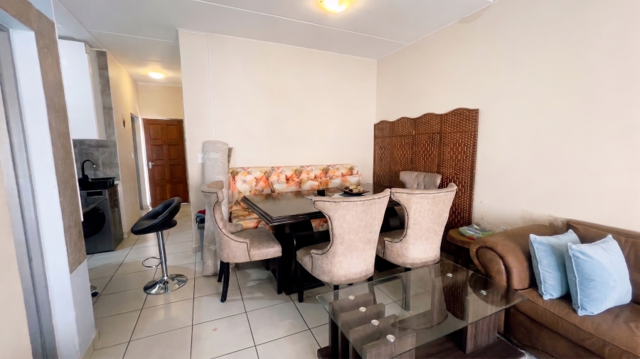 2 Bedroom Property for Sale in Grand Central Gauteng