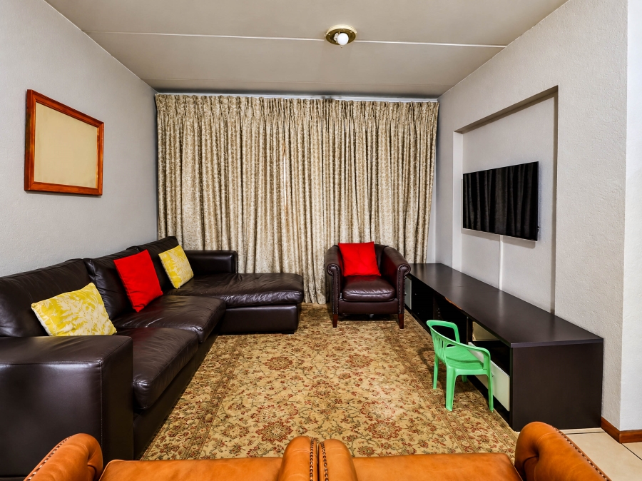 3 Bedroom Property for Sale in Heuwelsig Estate Gauteng