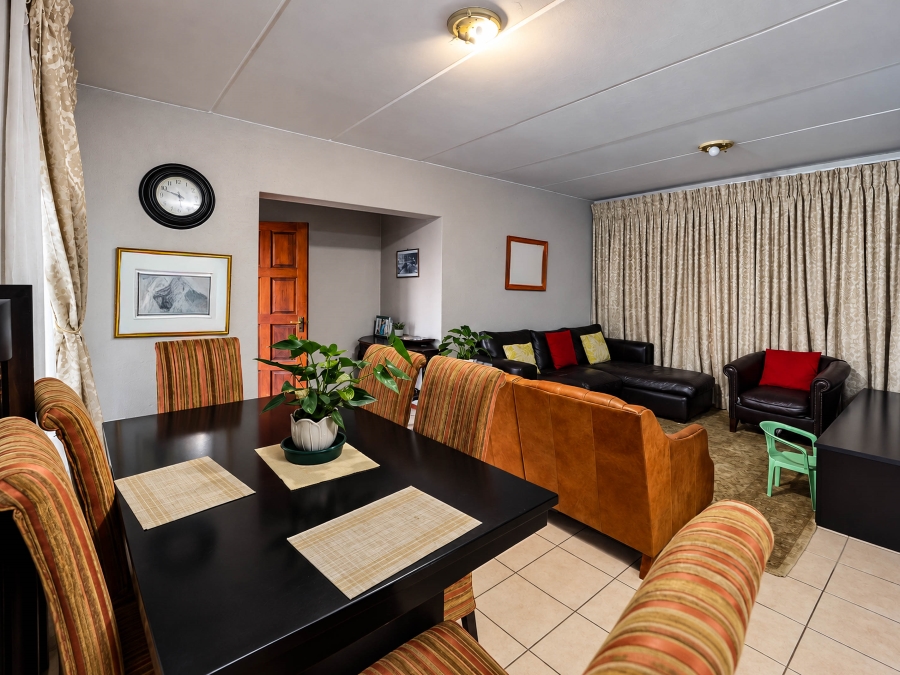 3 Bedroom Property for Sale in Heuwelsig Estate Gauteng