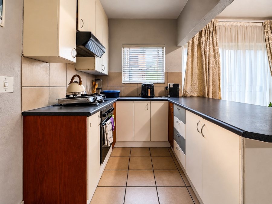 3 Bedroom Property for Sale in Heuwelsig Estate Gauteng