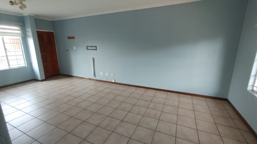 2 Bedroom Property for Sale in Boskruin Gauteng