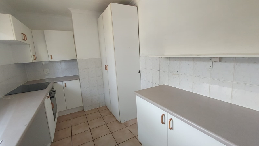 2 Bedroom Property for Sale in Boskruin Gauteng