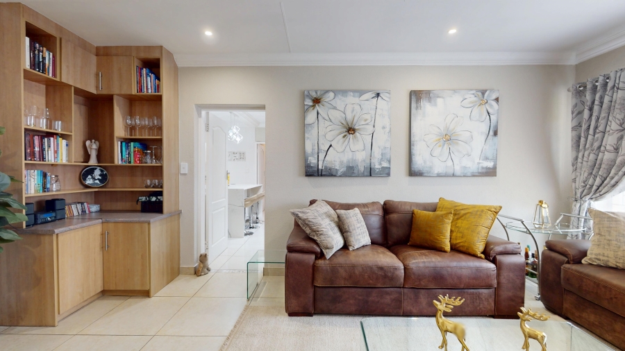 4 Bedroom Property for Sale in Beyers Park Gauteng