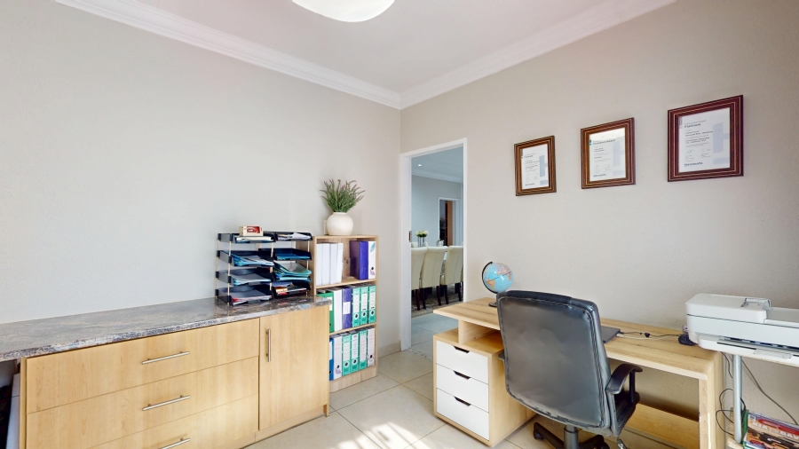 4 Bedroom Property for Sale in Beyers Park Gauteng