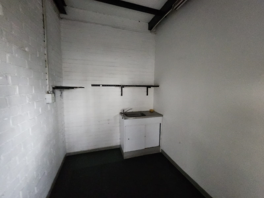 To Let Commercial Property for Rent in Rosslyn Gauteng