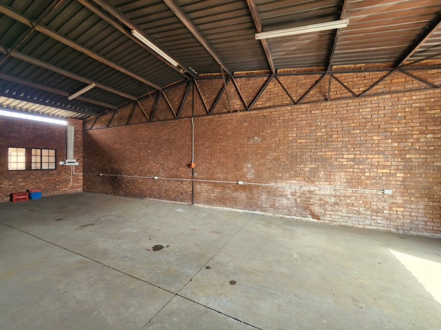 To Let Commercial Property for Rent in Rosslyn Gauteng