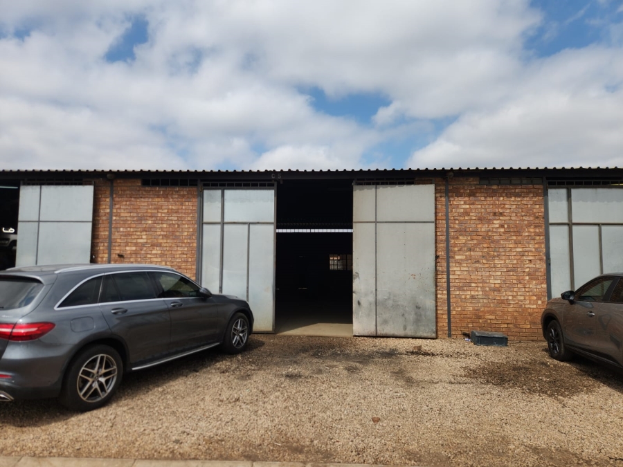 To Let Commercial Property for Rent in Rosslyn Gauteng