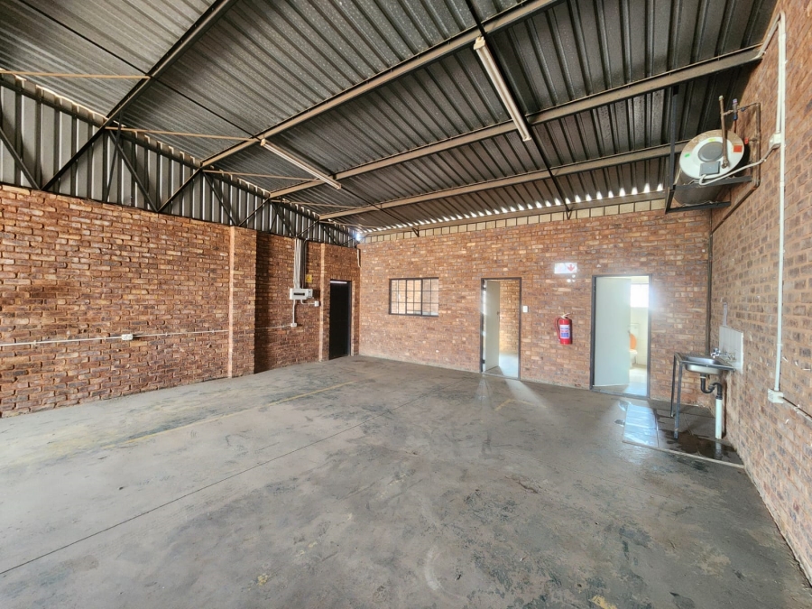 To Let Commercial Property for Rent in Rosslyn Gauteng