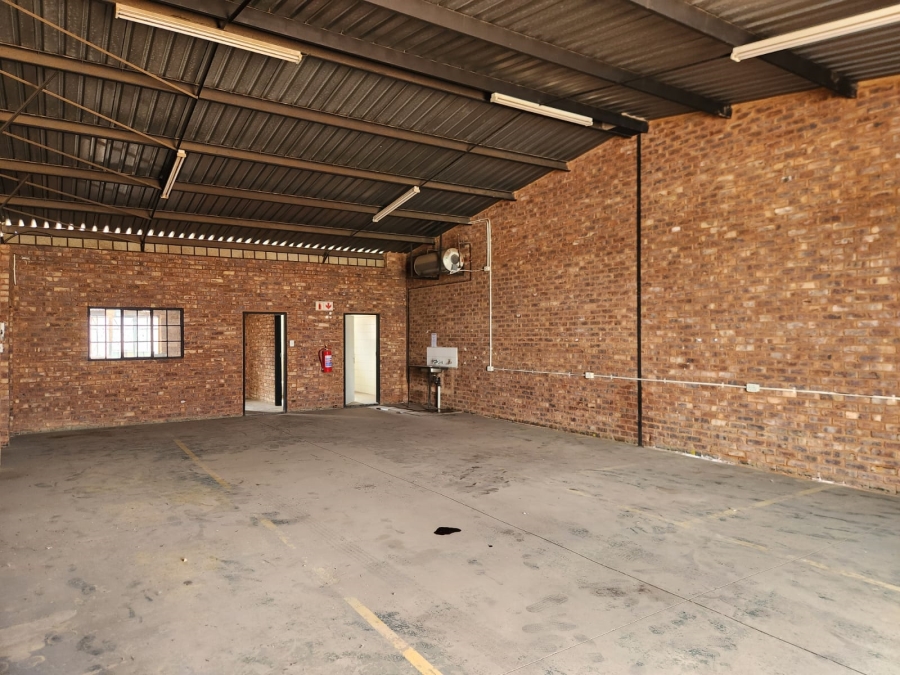 To Let Commercial Property for Rent in Rosslyn Gauteng