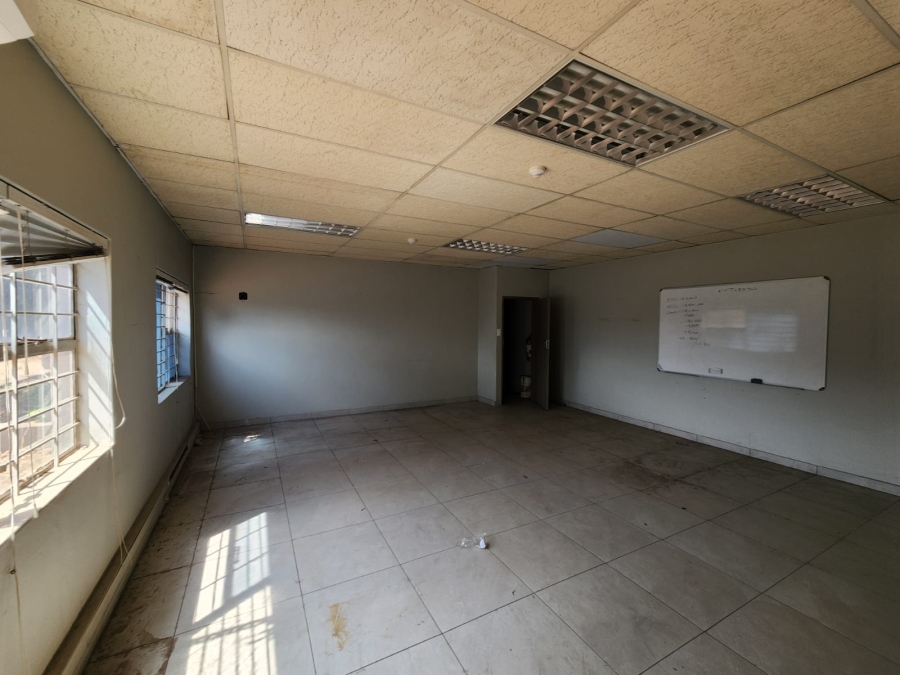 To Let Commercial Property for Rent in Rosslyn Gauteng