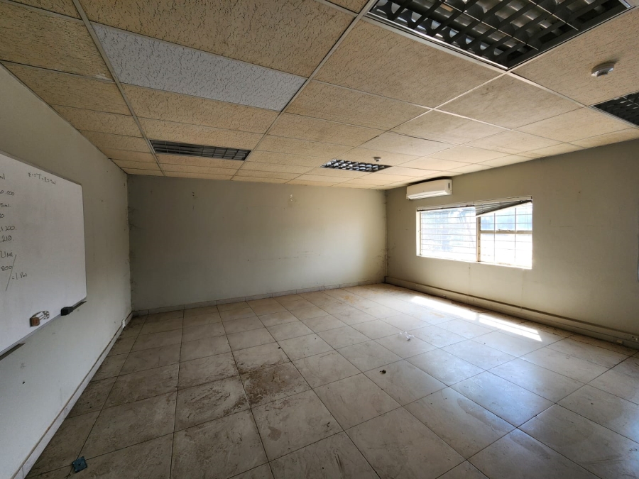To Let Commercial Property for Rent in Rosslyn Gauteng