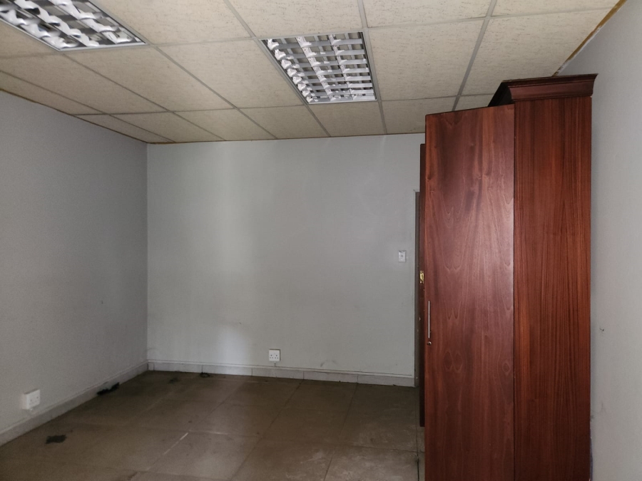 To Let Commercial Property for Rent in Rosslyn Gauteng