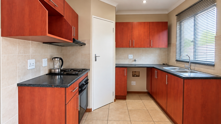 To Let 2 Bedroom Property for Rent in The Reeds Gauteng