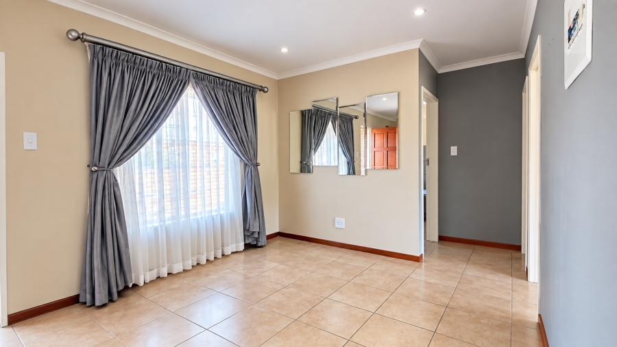 To Let 2 Bedroom Property for Rent in The Reeds Gauteng