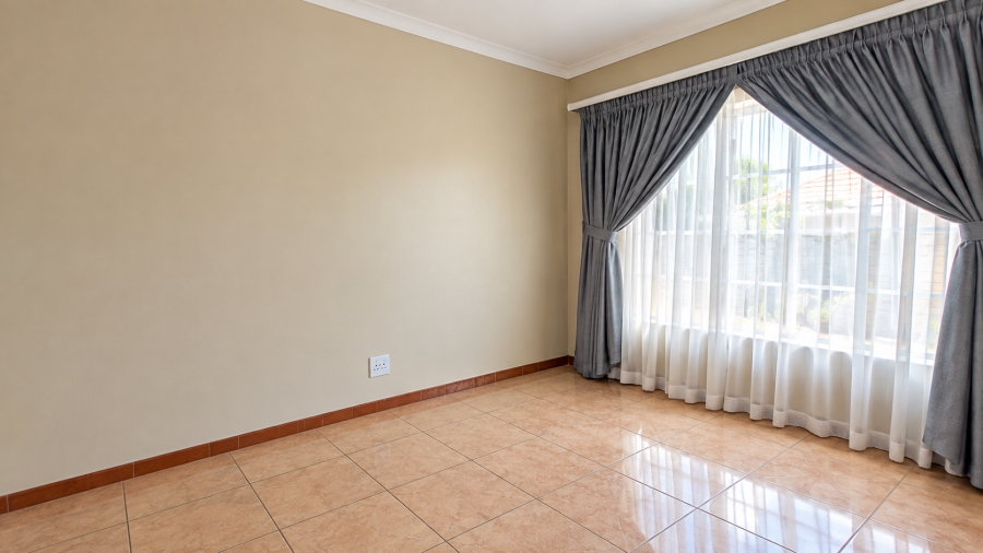 To Let 2 Bedroom Property for Rent in The Reeds Gauteng